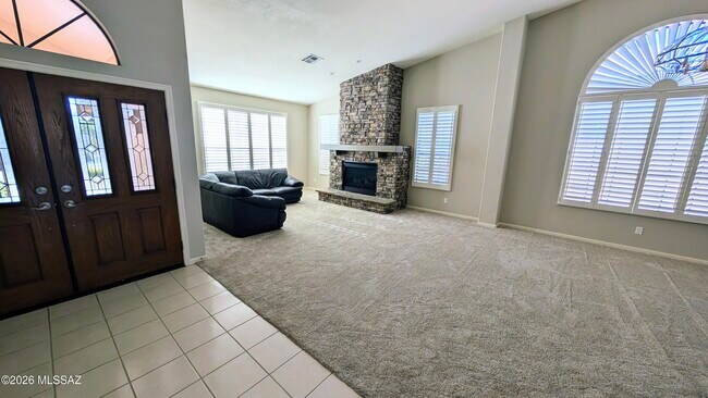 Building Photo - 37985 S Eagle Dr