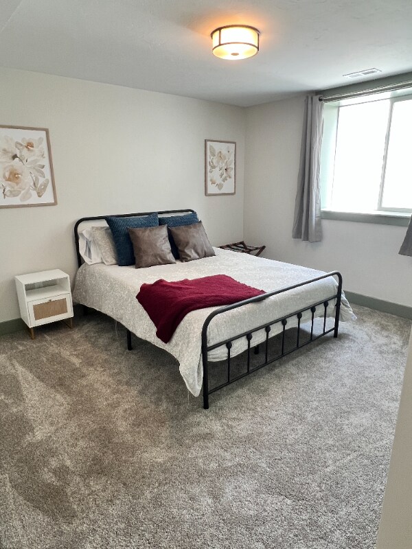Foto principal - 420 W 18th St
