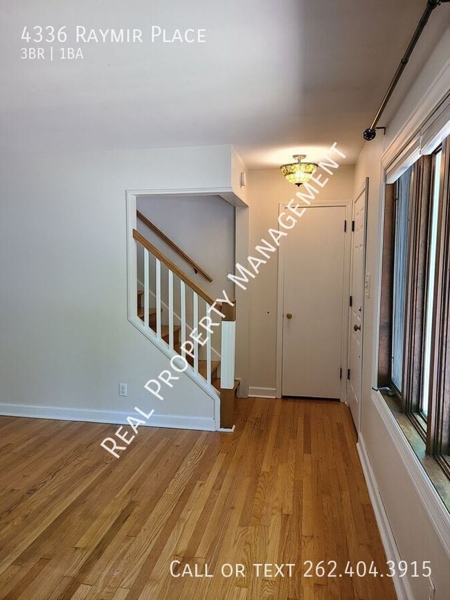 Foto del edificio - 4336 Raymir Pl