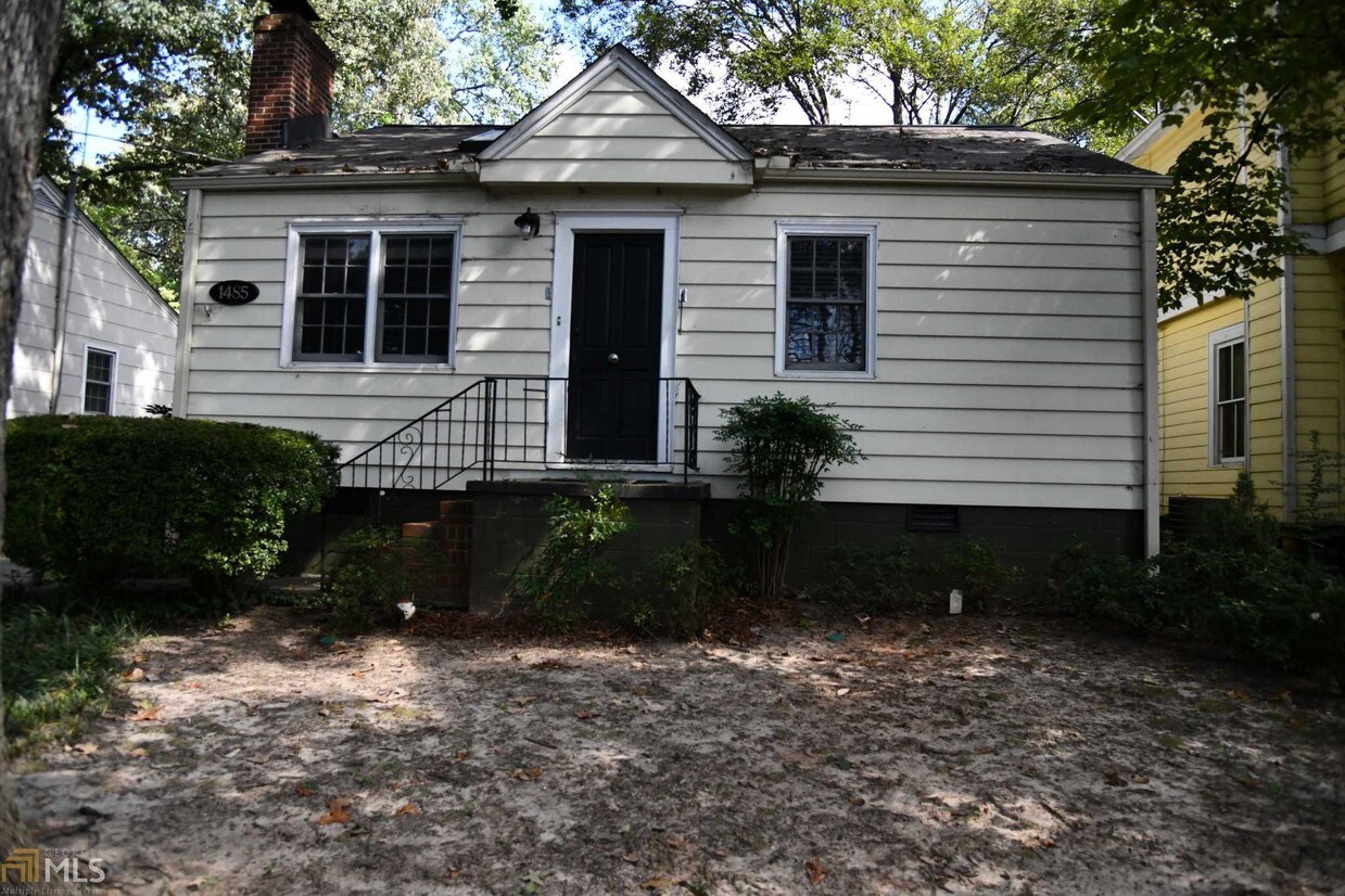 Primary Photo - 1485 Hawthorne Ave NW