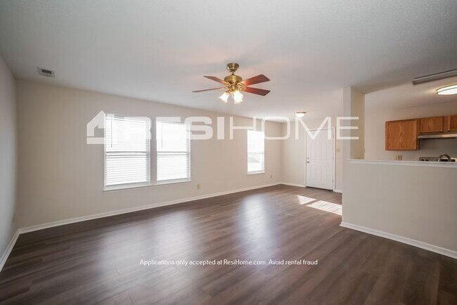 Building Photo - 13126 North Becks Grove Drive