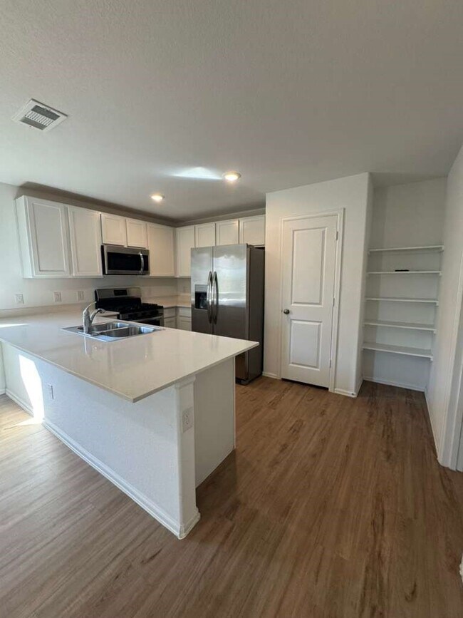 Foto del edificio - 22003 Birchwood River Trl