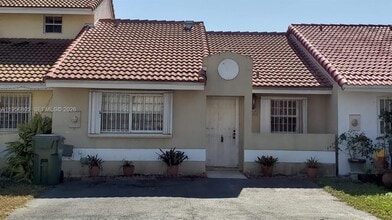 Building Photo - 1280 SE 9th St