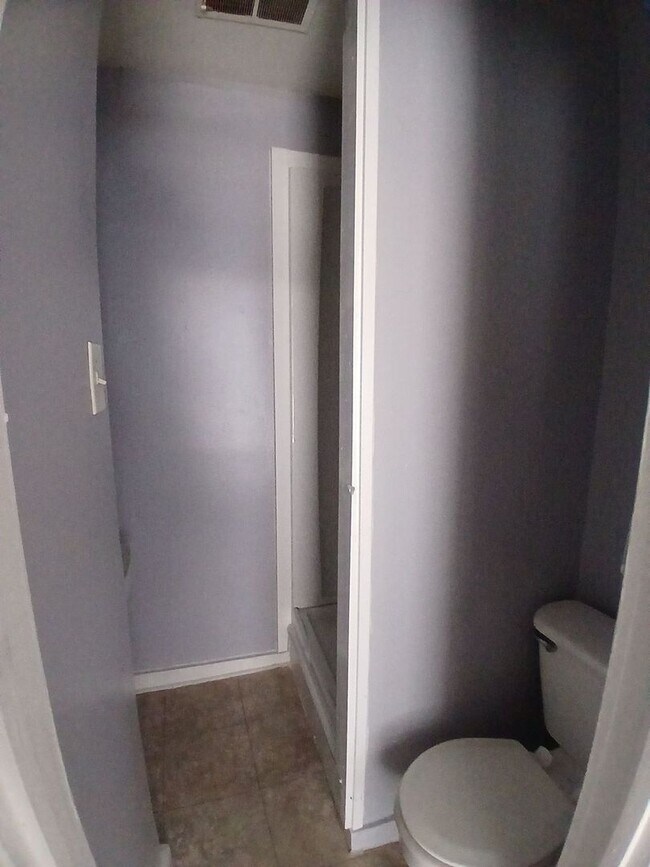 Foto del edificio - Ideally located 2-bedroom, 1.5-bathroom ho...