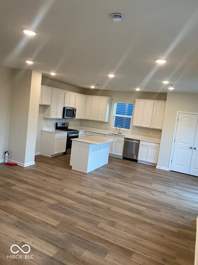 Foto del edificio - 3872 Riverstone Dr