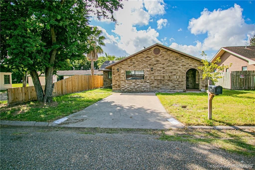 Foto principal - 116 W Enfield Rd