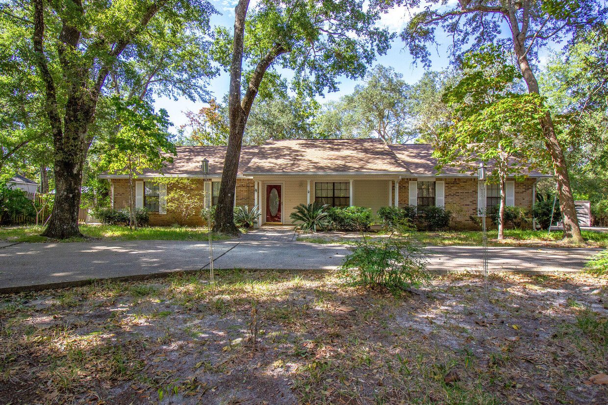 Foto principal - 632 Brookhaven Way