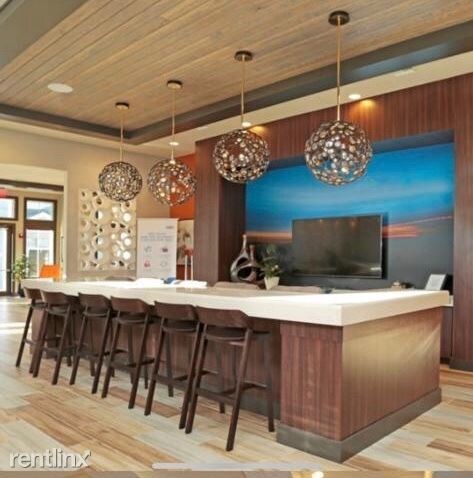 Foto del edificio - 2 br, 2 bath Apartment - 8075 NW 39th Ave