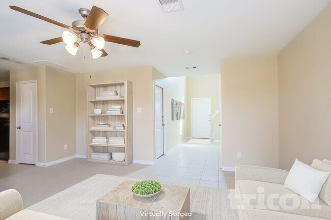 Foto del edificio - 512 Red Dusk Paint Dr