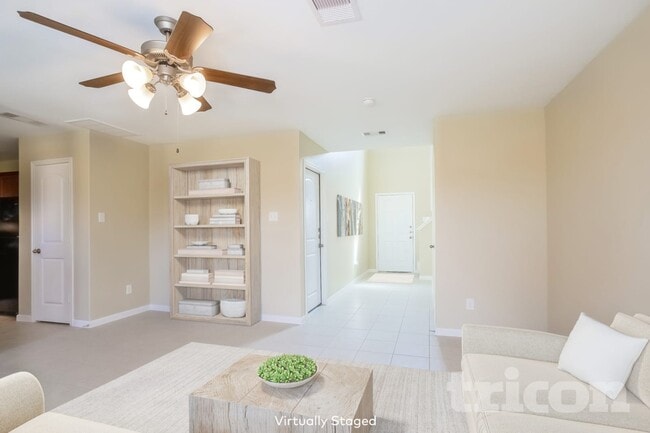 Foto del edificio - 713 Totem Trail Dr