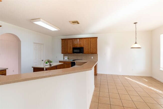 Foto del edificio - 2109 Auburn Shores Dr