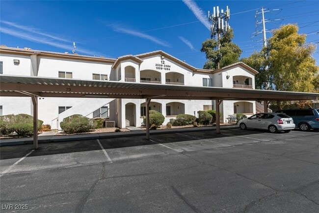 Building Photo - 5655 E Sahara Ave