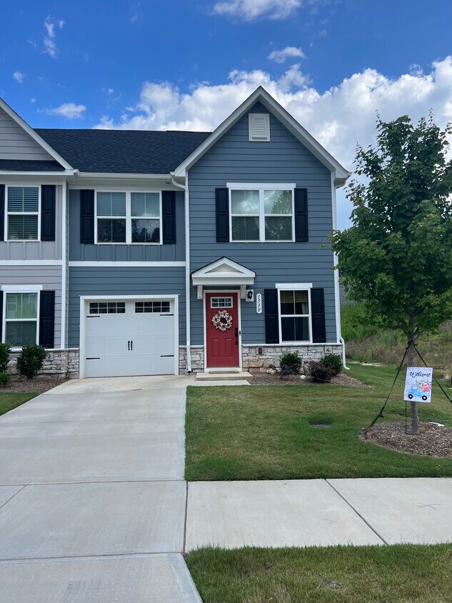 153 Stella Ln, Troutman, NC 28166 Townhome Rentals in Troutman NC