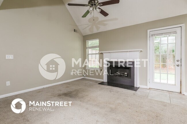 Foto del edificio - 609 Rosewood Cir