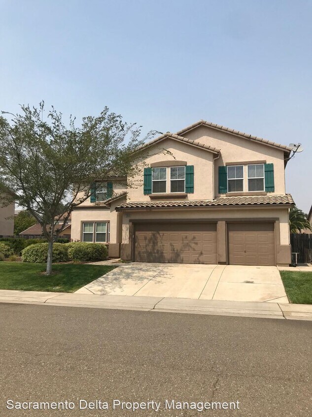 Primary Photo - 5 br, 3 bath House - 10856 Nestlenook Circle