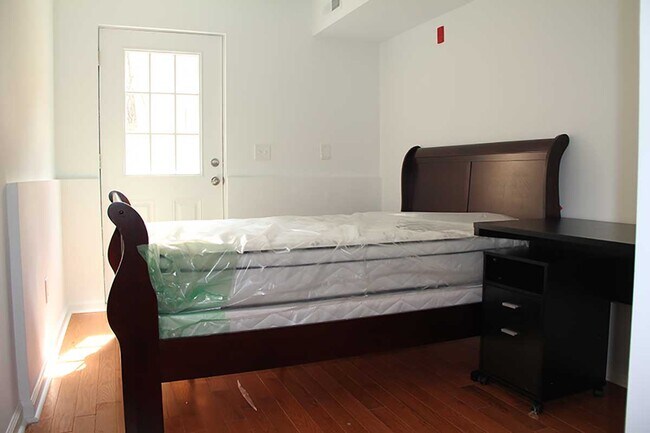 Foto del edificio - 329 N 40th St