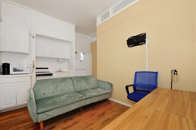 Foto del edificio - 400 W 47th St