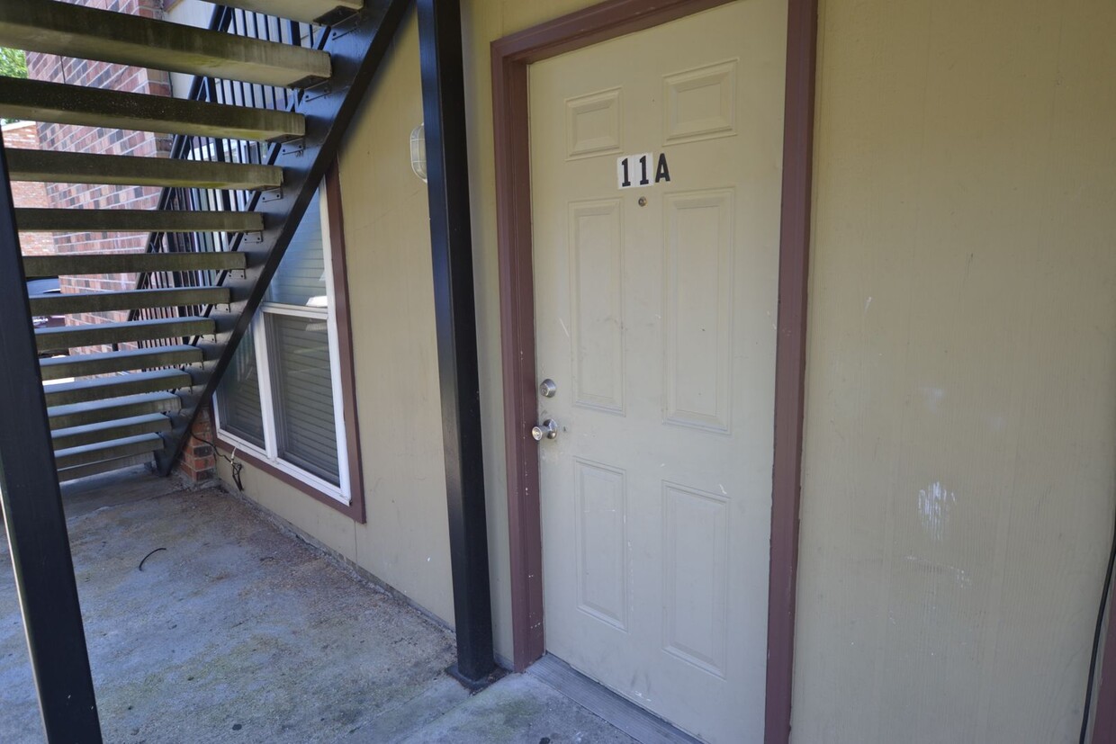 Primary Photo - 2 bedroom, 2 bath apartments in Sherwood F...