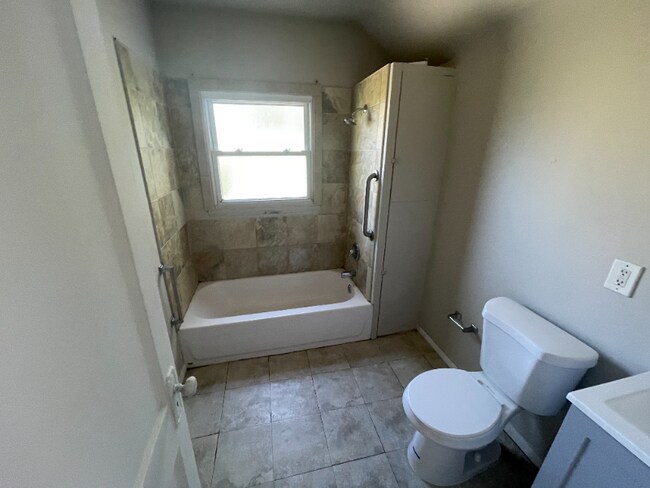 Foto del edificio - 14005 Scioto Ave