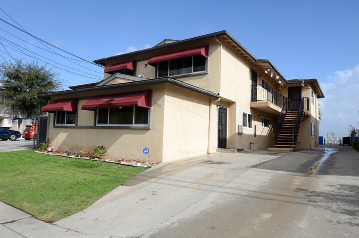 Front of Building - 1220 N Park Western Dr