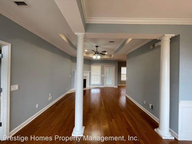 Building Photo - 3 br, 2 bath House - 2819 Brad Way