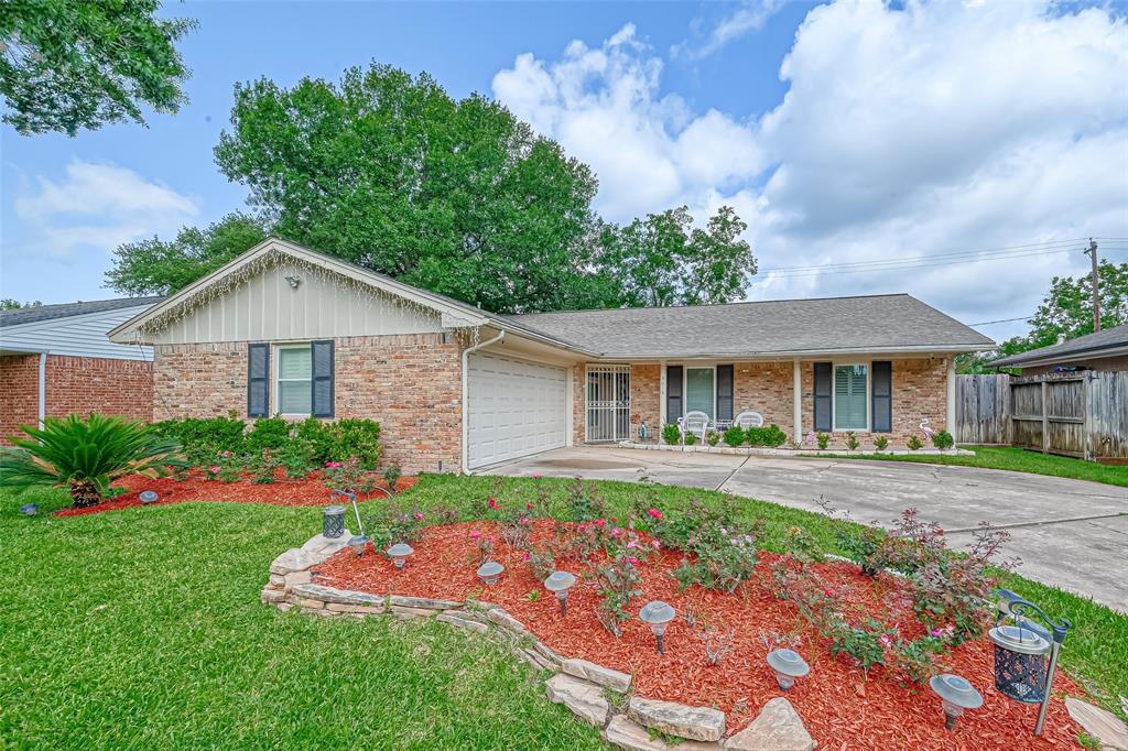 9618 Meadowvale Dr, Houston, TX 77063 House Rental in Houston, TX