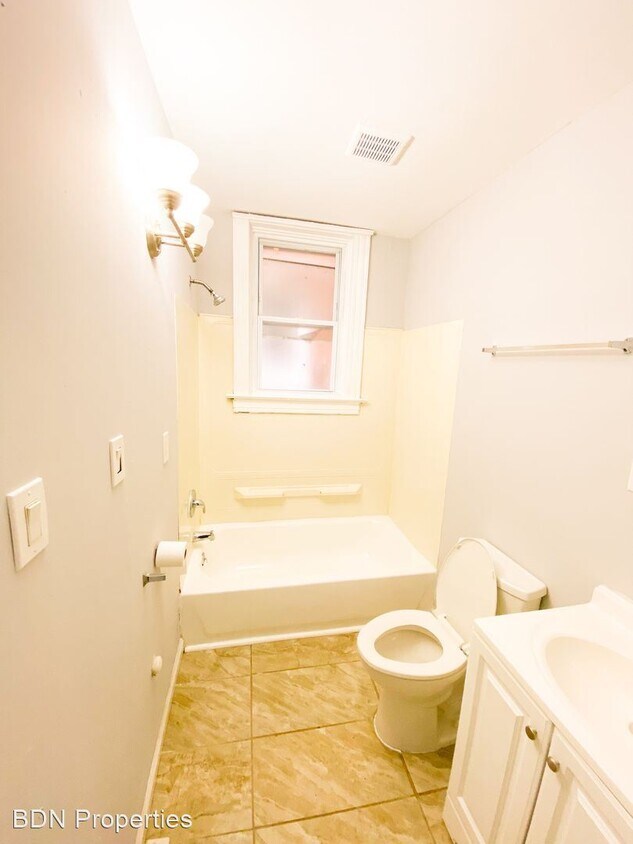 3 br, 2 bath House 3510 California Ave House Rental in Saint Louis