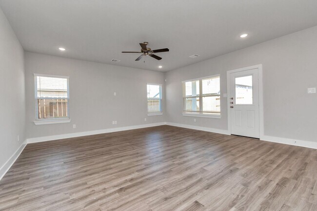 Building Photo - Welcome to the Holly — Spacious Comfort, Modern Style.