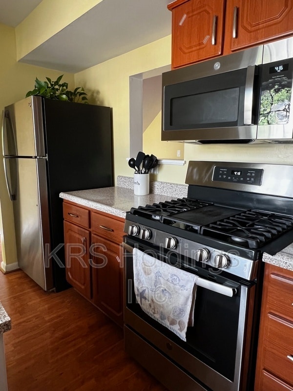 Building Photo - 5313 Qualey Pl