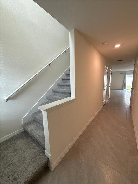 Building Photo - 6670 SW 81st Lp