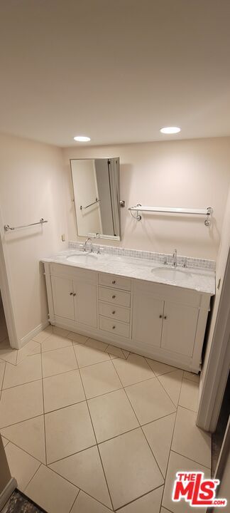 Foto del edificio - 17087 Palisades Cir