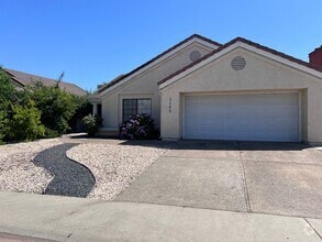 Building Photo - 5108 Dipper Way