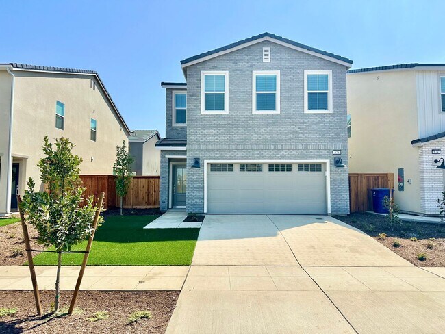 Foto del edificio - 878 Fruitwood Ave