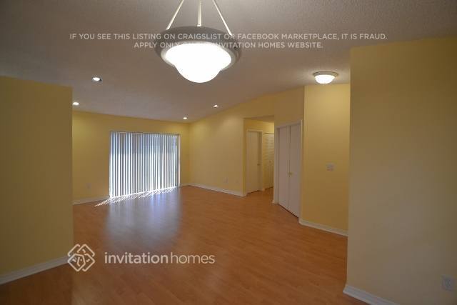 Building Photo - 774 Cumberland Terrace