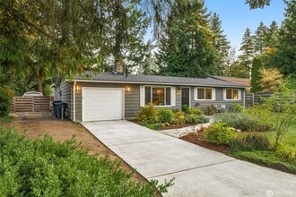 Building Photo - 8717 NE 137th Pl