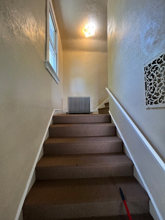 Building Photo - 143 Washington St