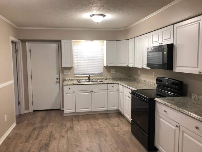 NOW AVAILABLE! 127 Park Road, Interlachen,... House Rental in