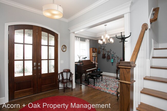 Foto del edificio - 4 br, 3.5 bath House - 310 Clarkson Ridge Ln.