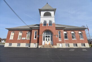 Building Photo - 44 Vesper St