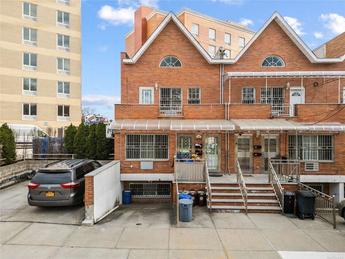 Foto principal - 183-26 Booth Memorial Ave