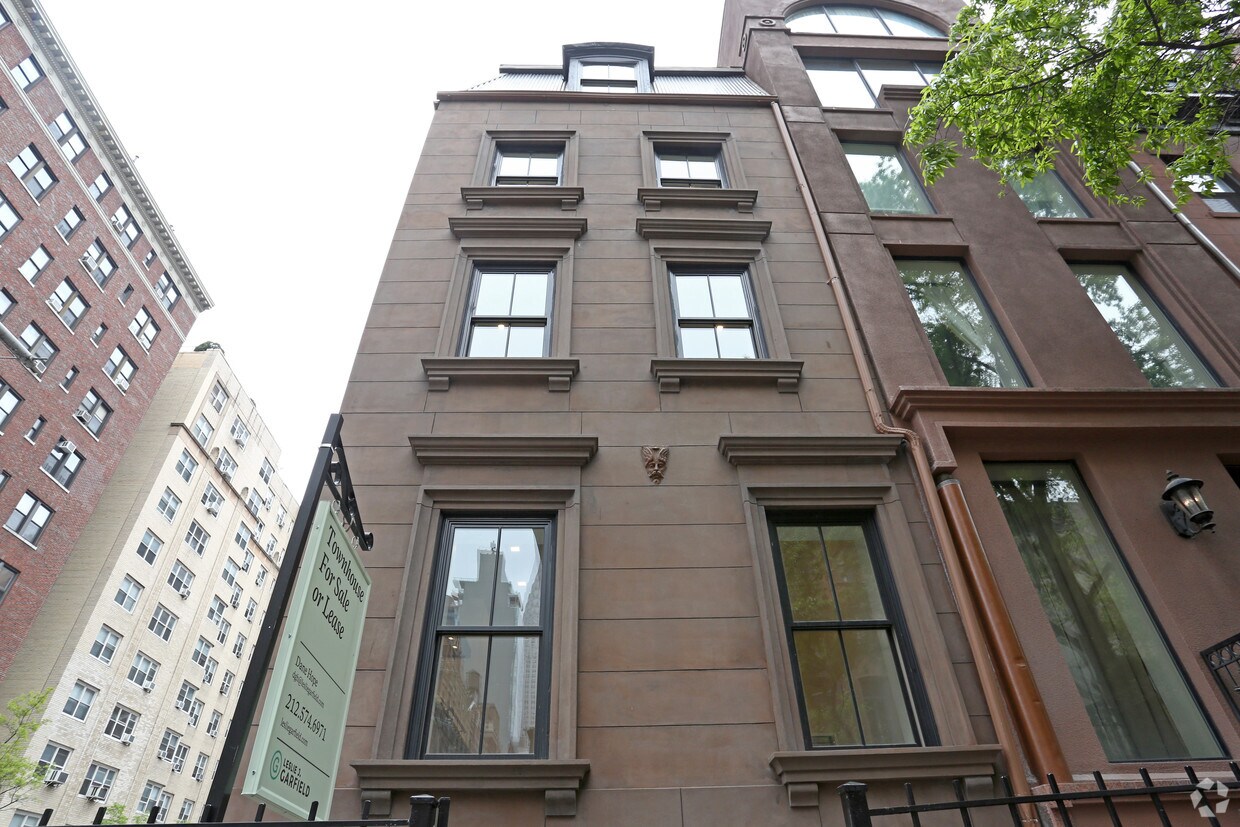 Building Photo - 134 East 36th Street
