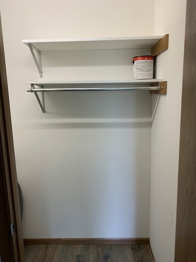 Building Photo - 600 S 8th St