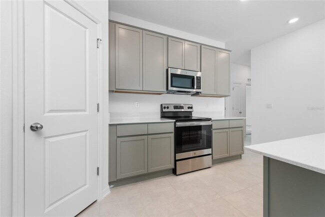 Foto del edificio - 338 Rustic Rail Dr