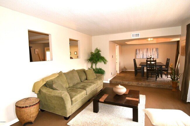 Foto del edificio - 10008 N 33rd Pl