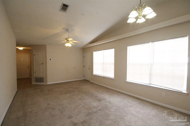 Building Photo - 336 Hilburn Pl