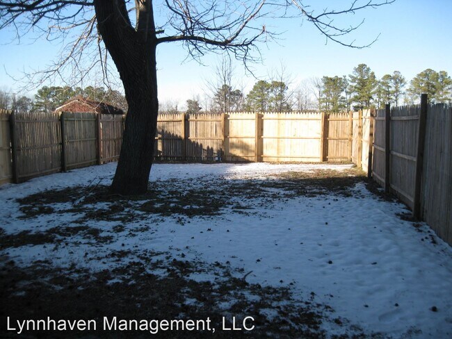 Building Photo - 2 br, 2.5 bath House - 5769 Rivermill Circle