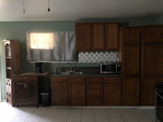 Foto del edificio - 12066 Idaho Ave