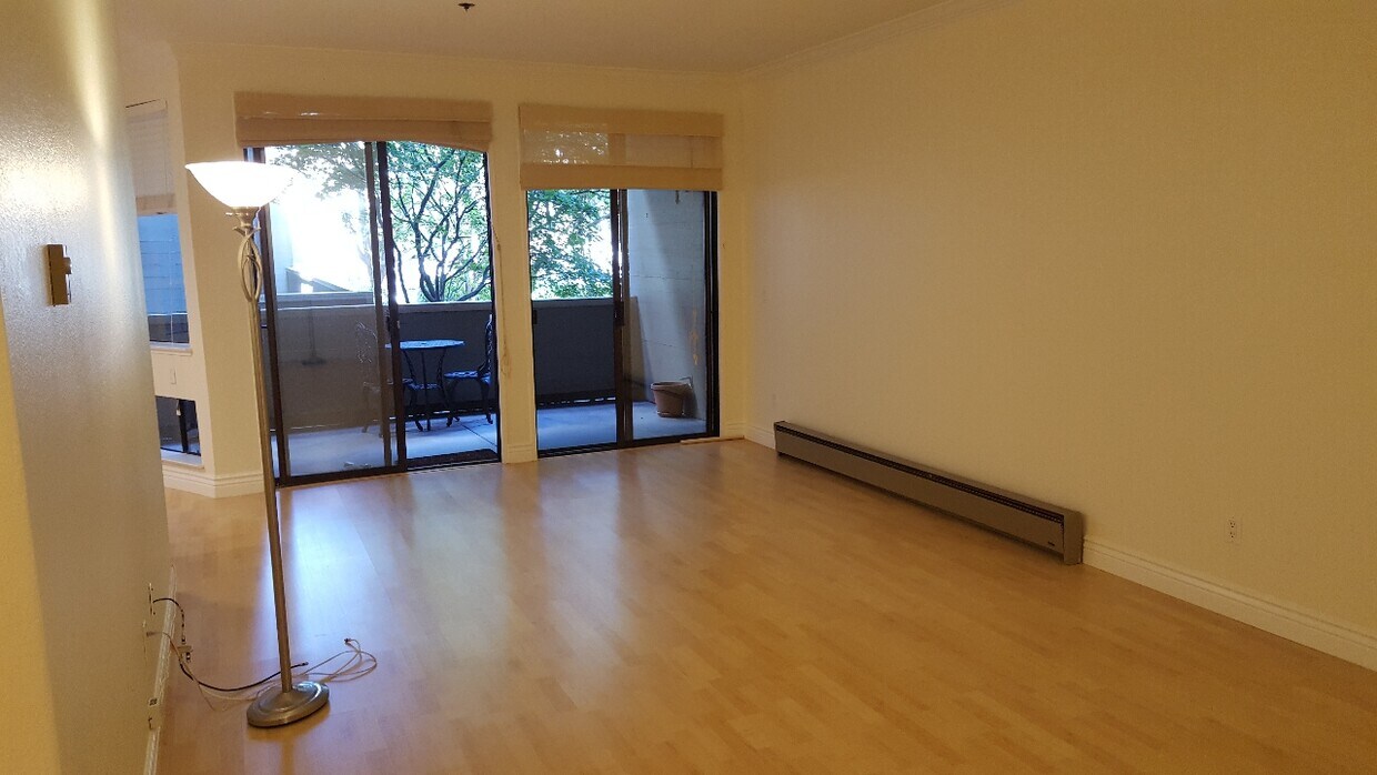 Foto principal - 22330 Homestead Rd