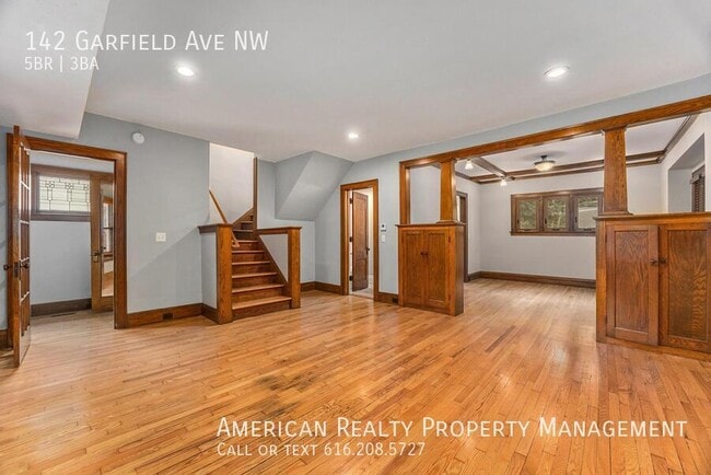 Foto del edificio - 142 Garfield Ave NW