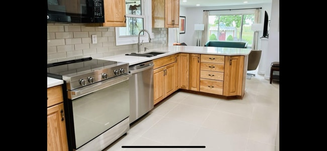 Building Photo - 481 Laudermilch Rd